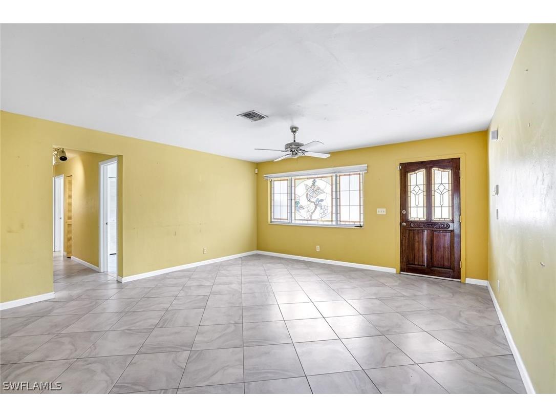 2805 Golden Gate Boulevard W Naples FL 34120 226008692 image4