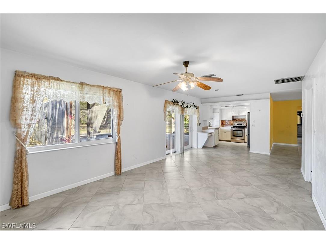 2805 Golden Gate Boulevard W Naples FL 34120 226008692 image7