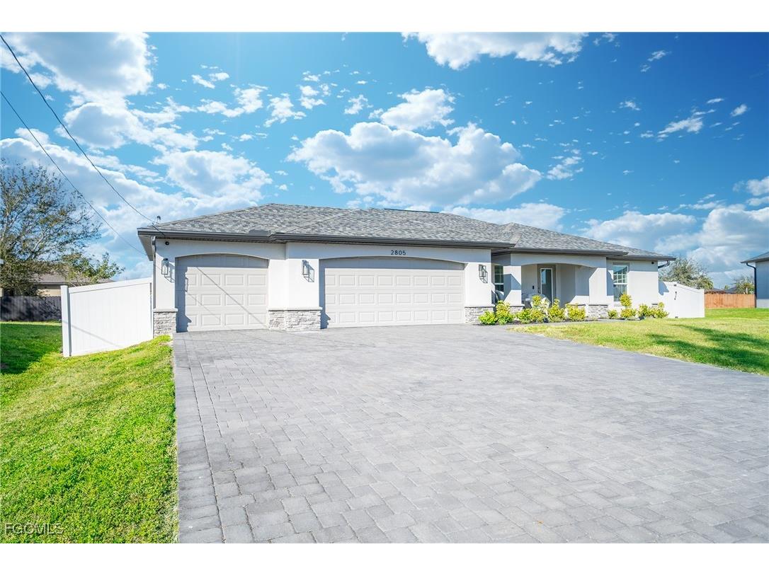 2805 NW 12th Lane Cape Coral FL 33993 2026005726 image2