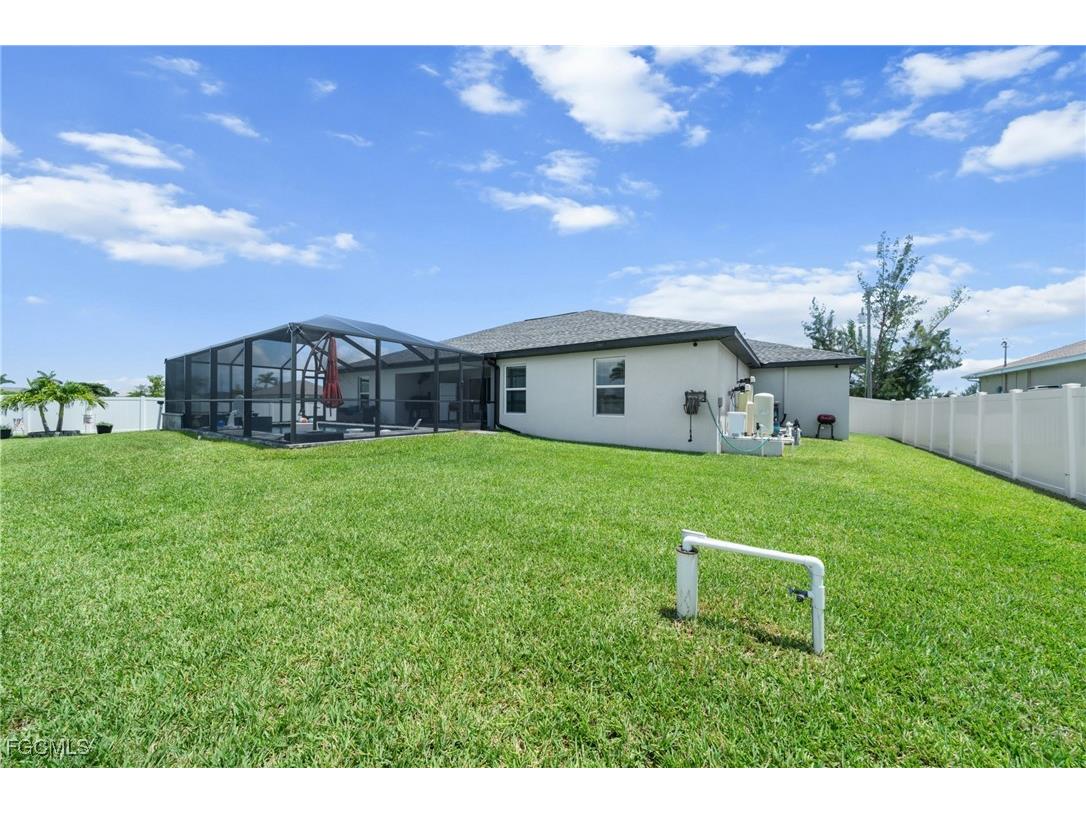 2805 NW 12th Lane Cape Coral FL 33993 2026005726 image28