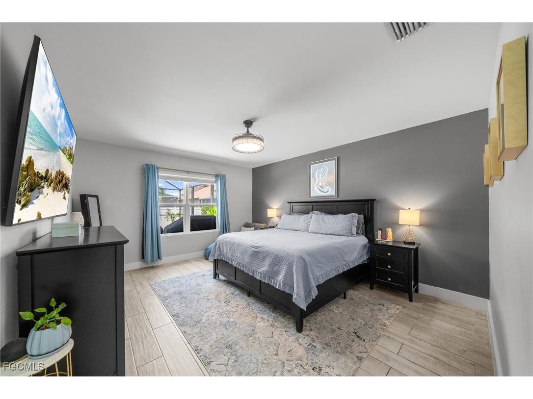 2805 SW 35th Street Cape Coral FL 33914 2025005936 image16