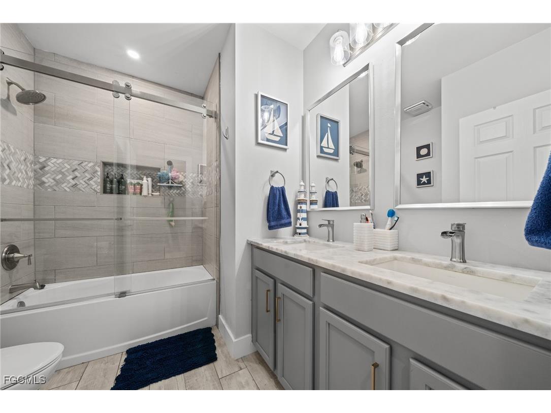 2805 SW 35th Street Cape Coral FL 33914 2025005936 image24