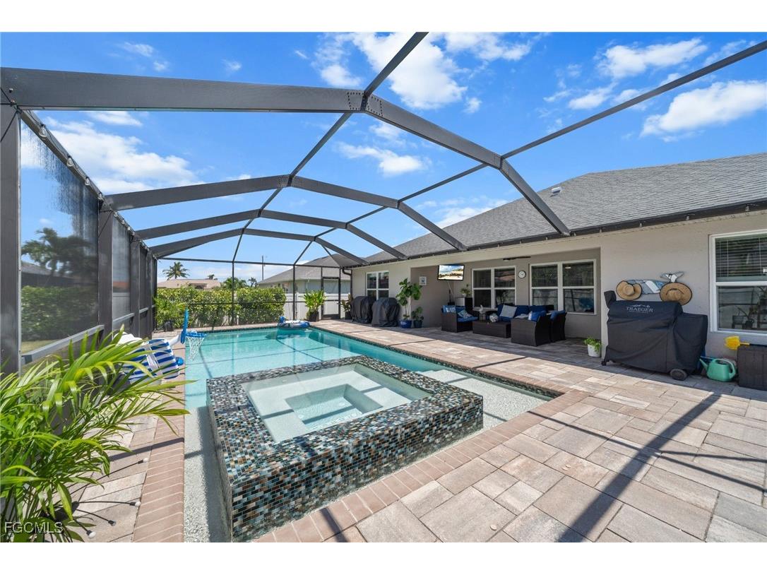 2805 SW 35th Street Cape Coral FL 33914 2025005936 image32