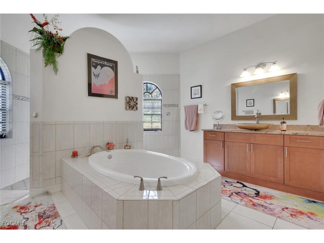 2805 SW 45th Street Cape Coral FL 33914 2025018292 image28