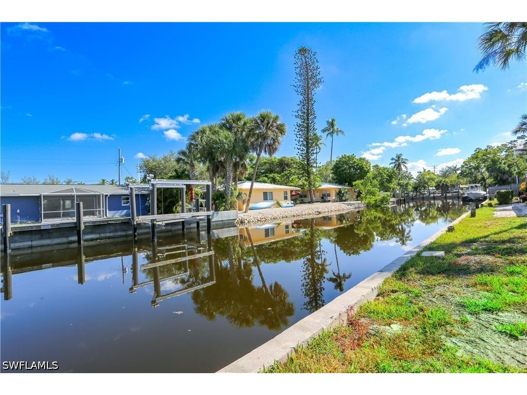 2805 Shoreview Drive #4 Naples FL 34112 226021379 image2