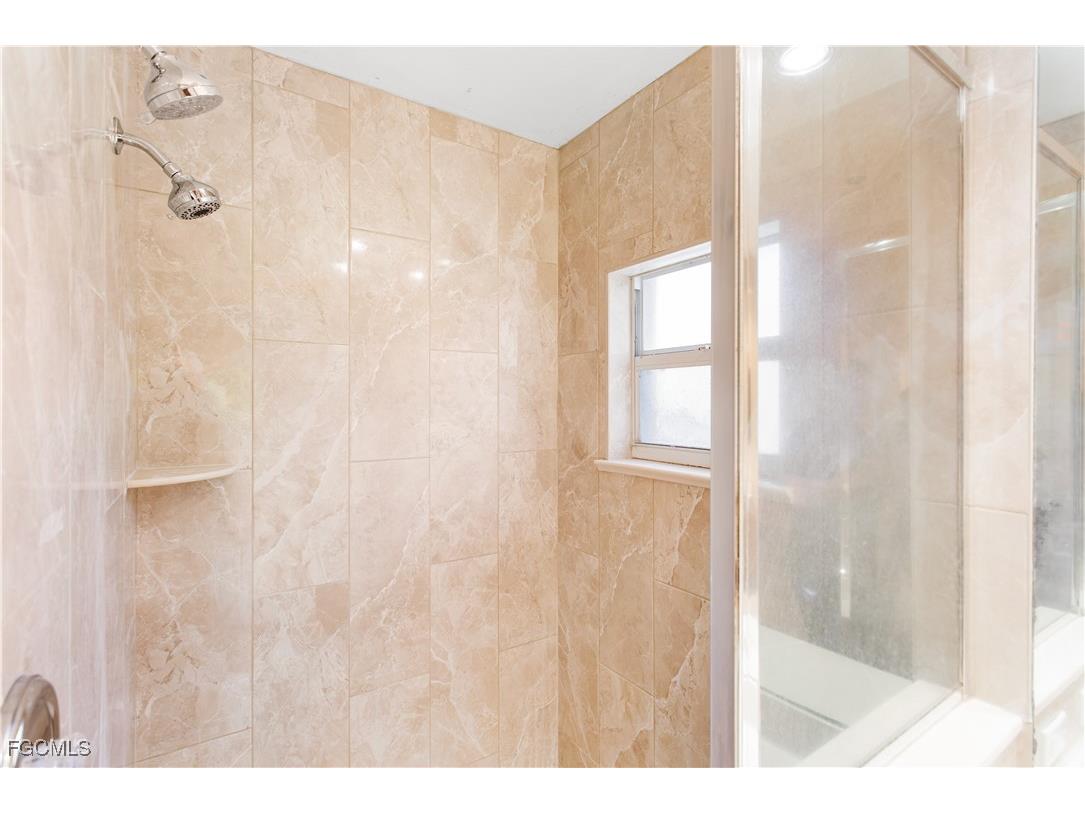 28056 E Brook Drive Bonita Springs FL 34135 2025023833 image26