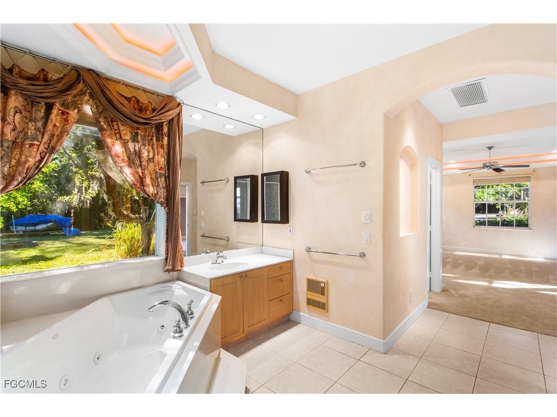 28056 E Brook Drive Bonita Springs FL 34135 2025023833 image27