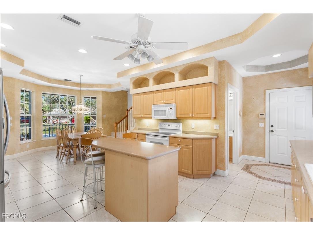 28056 E Brook Drive Bonita Springs FL 34135 2025023833 image6