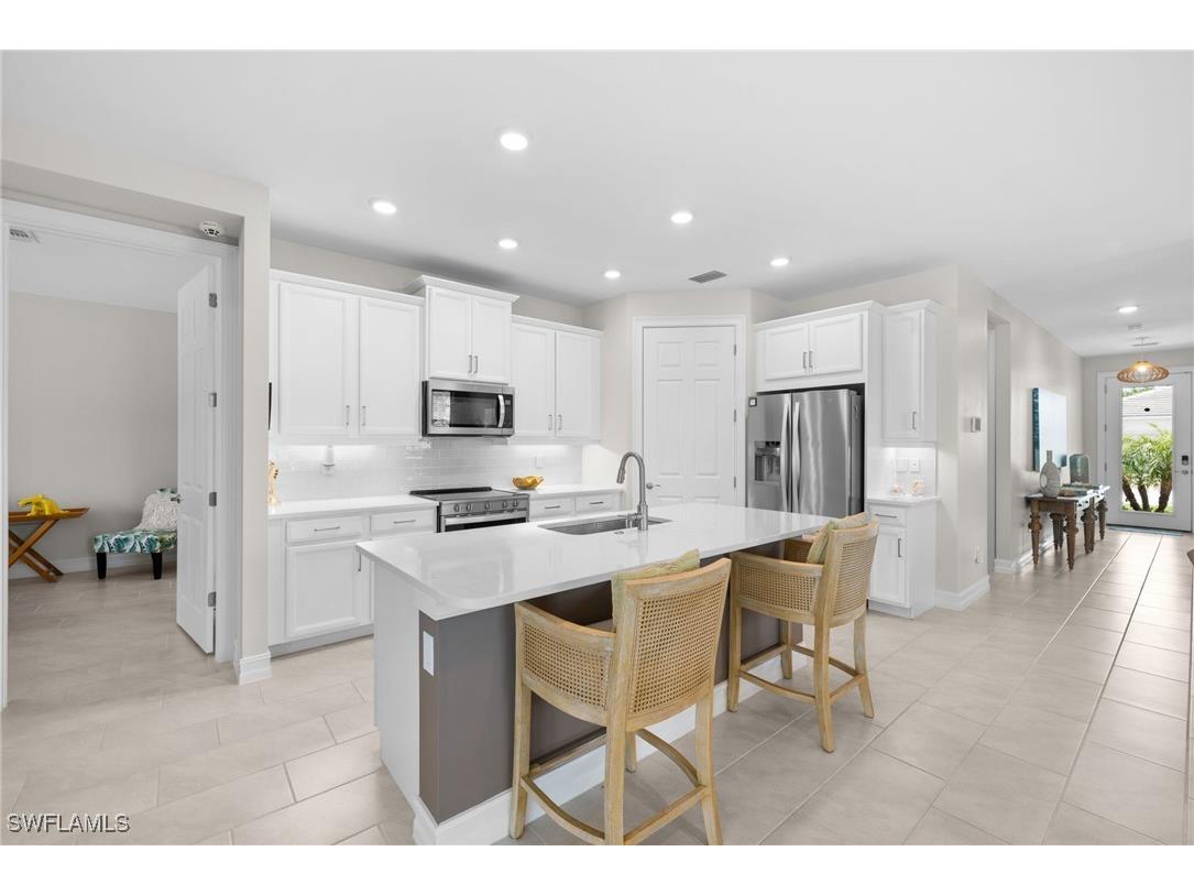 28056 Seasons Tide Avenue Bonita Springs FL 34135 225056206 image1