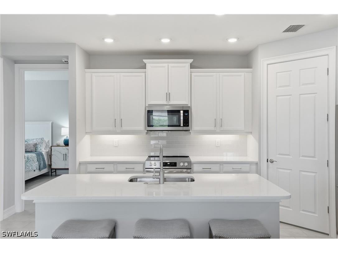 28056 Seasons Tide Avenue Bonita Springs FL 34135 226025359 image10