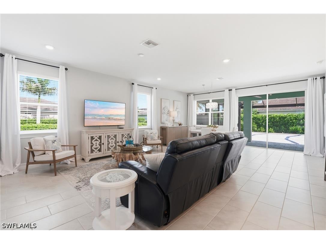 28056 Seasons Tide Avenue Bonita Springs FL 34135 226025359 image2
