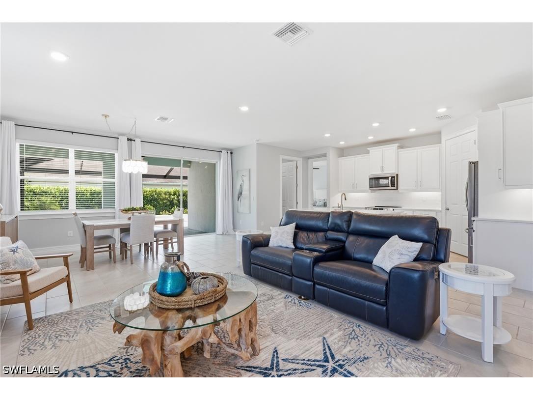 28056 Seasons Tide Avenue Bonita Springs FL 34135 226025359 image3