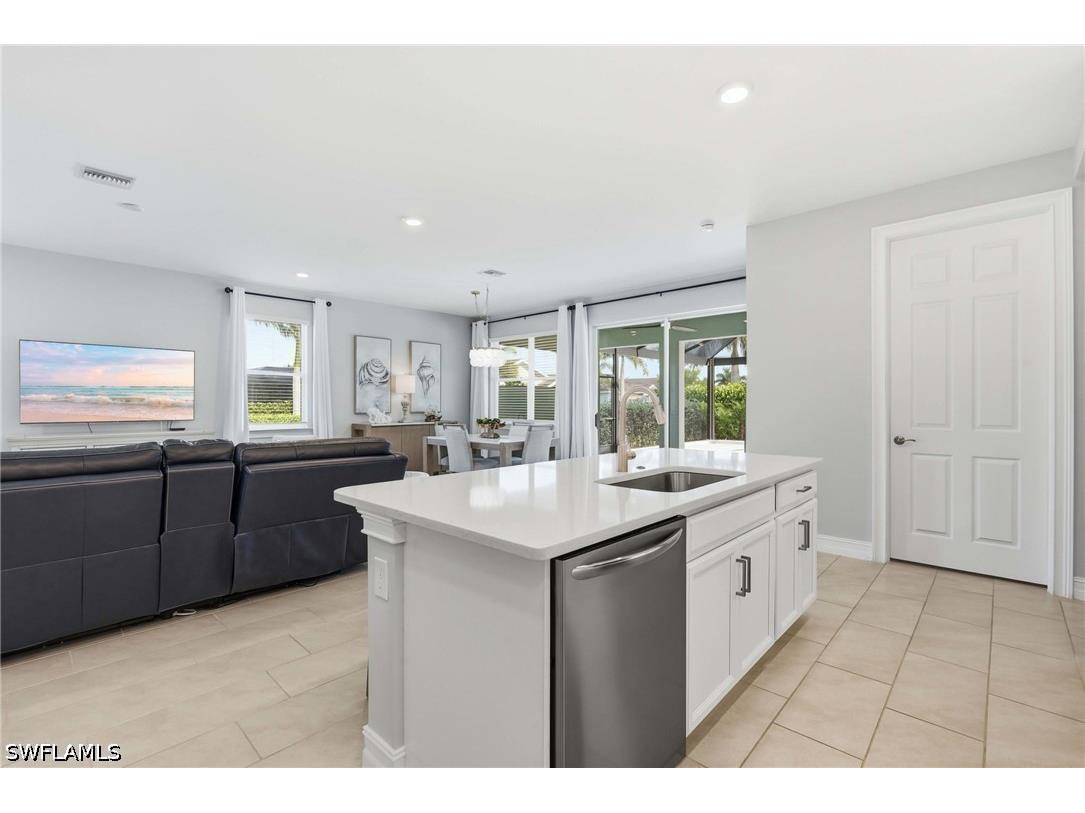 28056 Seasons Tide Avenue Bonita Springs FL 34135 226025359 image8