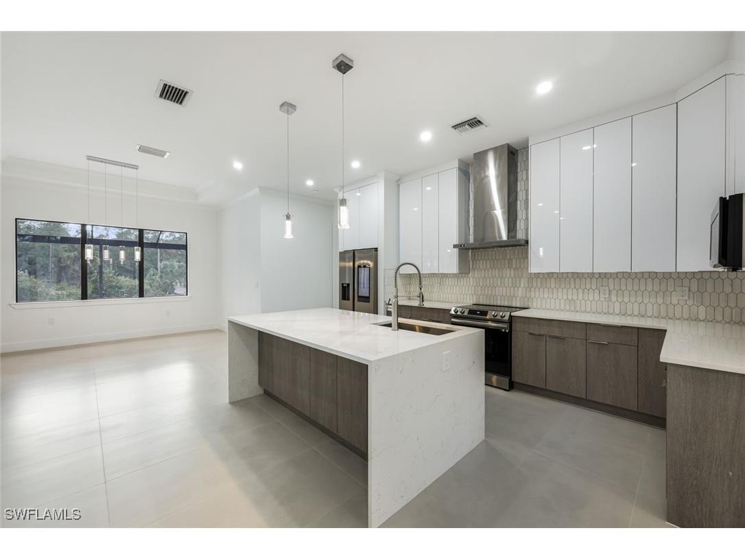 2806-2840 Golden Gate Boulevard W Naples FL 34117 225050085 image7