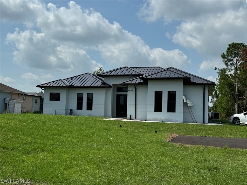 2806 45th Avenue NE Naples FL 34120 224044230 image1