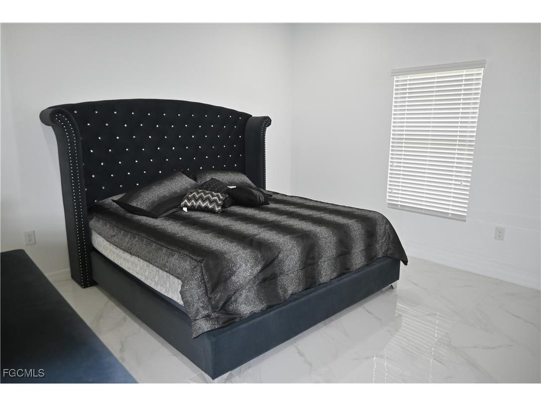 2806 57th Street W Lehigh Acres FL 33971 2025016004 image11