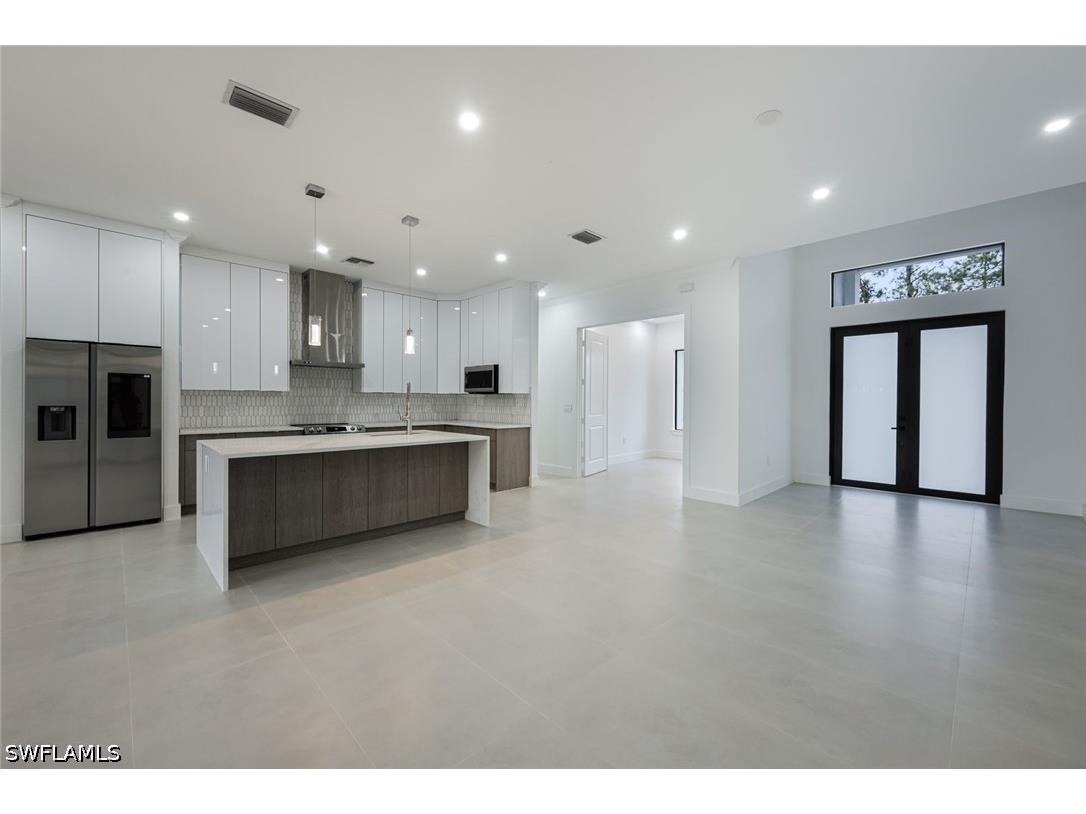 2806 Golden Gate Boulevard W Naples FL 34120 226021657 image10