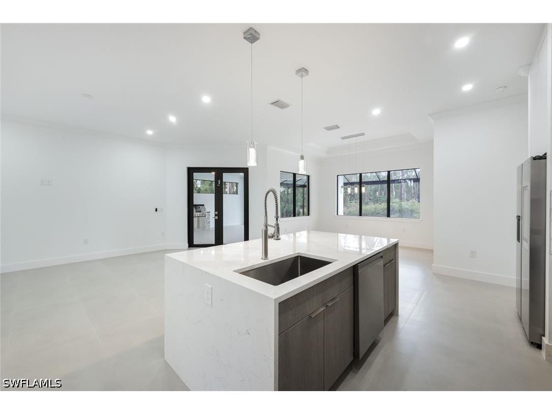 2806 Golden Gate Boulevard W Naples FL 34120 226021657 image13