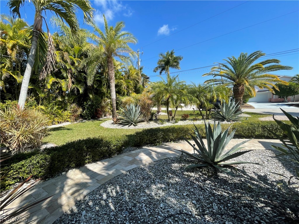 2806 SE 22nd Place Cape Coral FL 33904 2026007568 image49