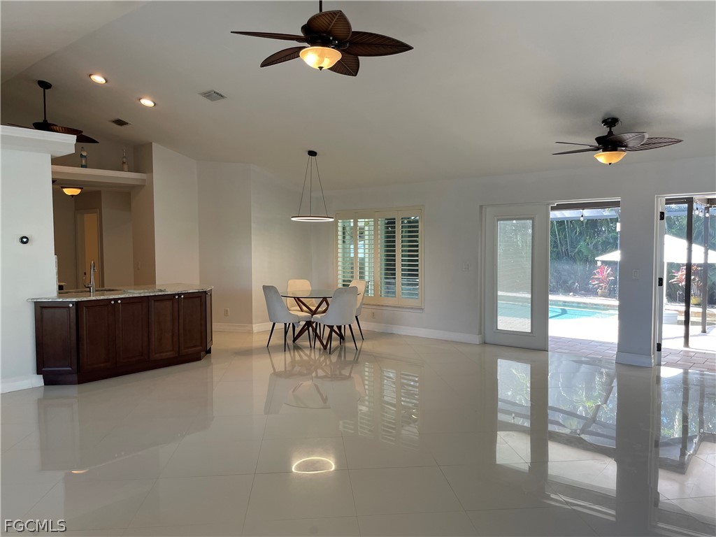 2806 SE 22nd Place Cape Coral FL 33904 2026007568 image7
