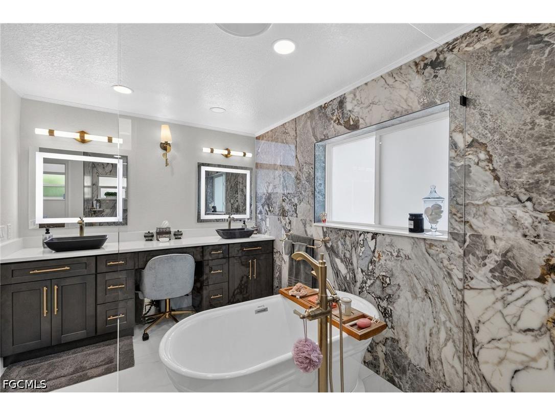 2806 SW 47th Terrace Cape Coral FL 33914 2026023231 image28