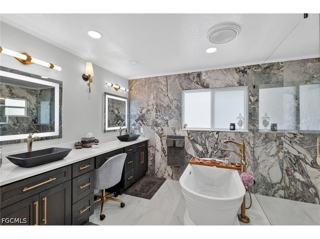 2806 SW 47th Terrace Cape Coral FL 33914 2026023231 image32