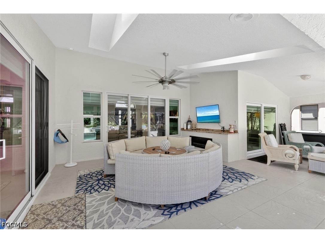 2806 SW 47th Terrace Cape Coral FL 33914 2026023231 image9