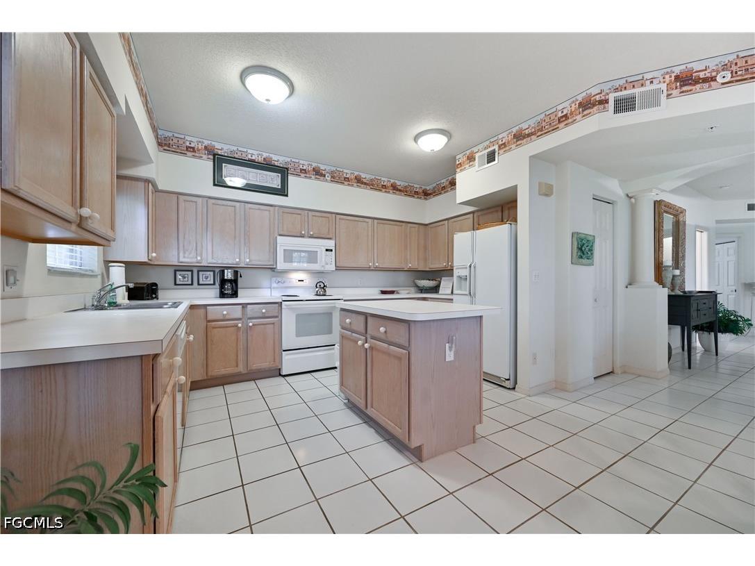 28060 Palmas Grandes Lane #105 Bonita Springs FL 34135 2026024695 image6