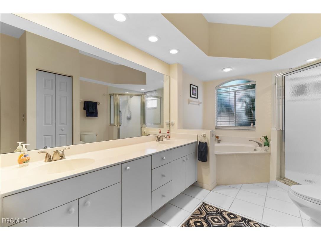 28060 Palmas Grandes Lane #202 Bonita Springs FL 34135 2025020813 image24