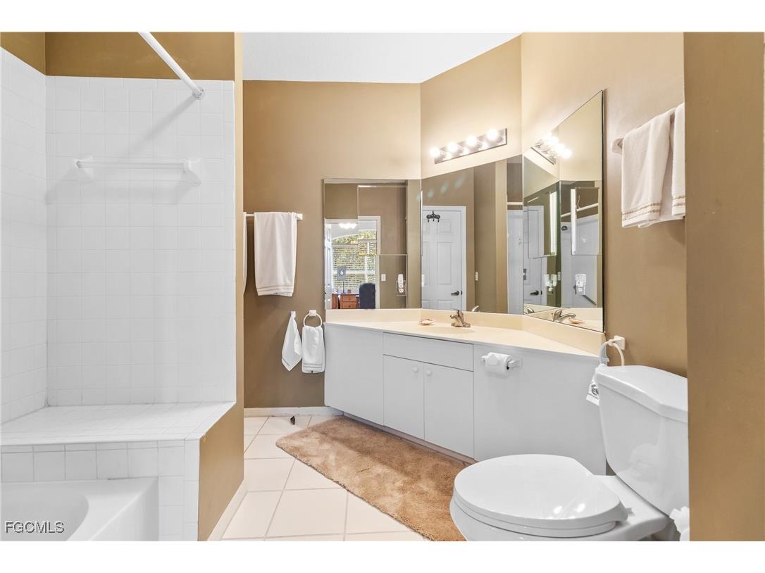 28060 Palmas Grandes Lane #202 Bonita Springs FL 34135 2025020813 image31