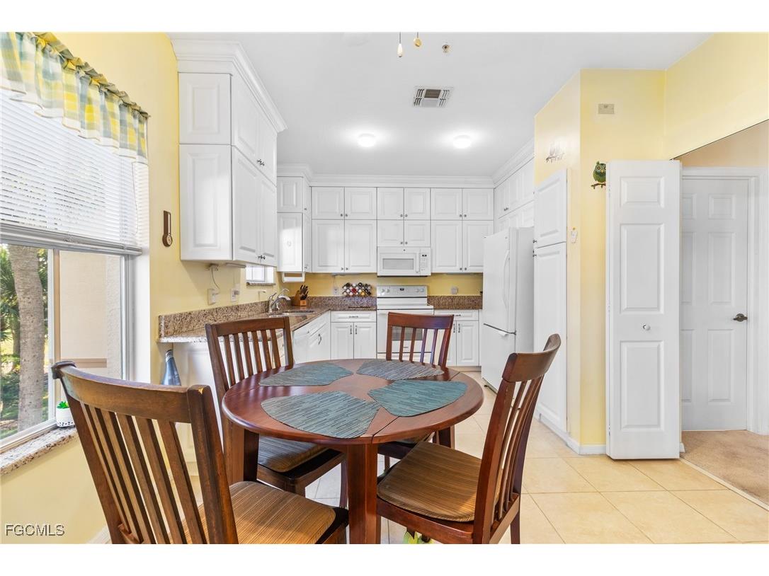 28060 Palmas Grandes Lane #202 Bonita Springs FL 34135 2025020813 image4