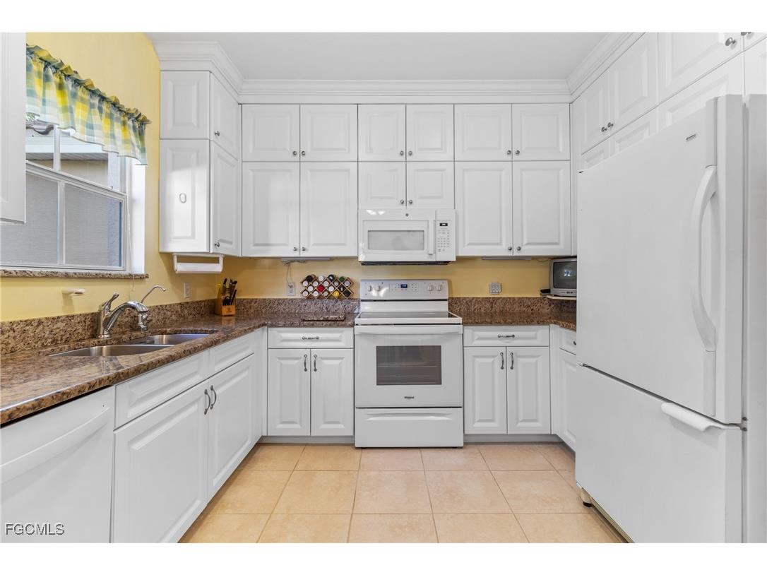 28060 Palmas Grandes Lane #202 Bonita Springs FL 34135 2025020813 image5