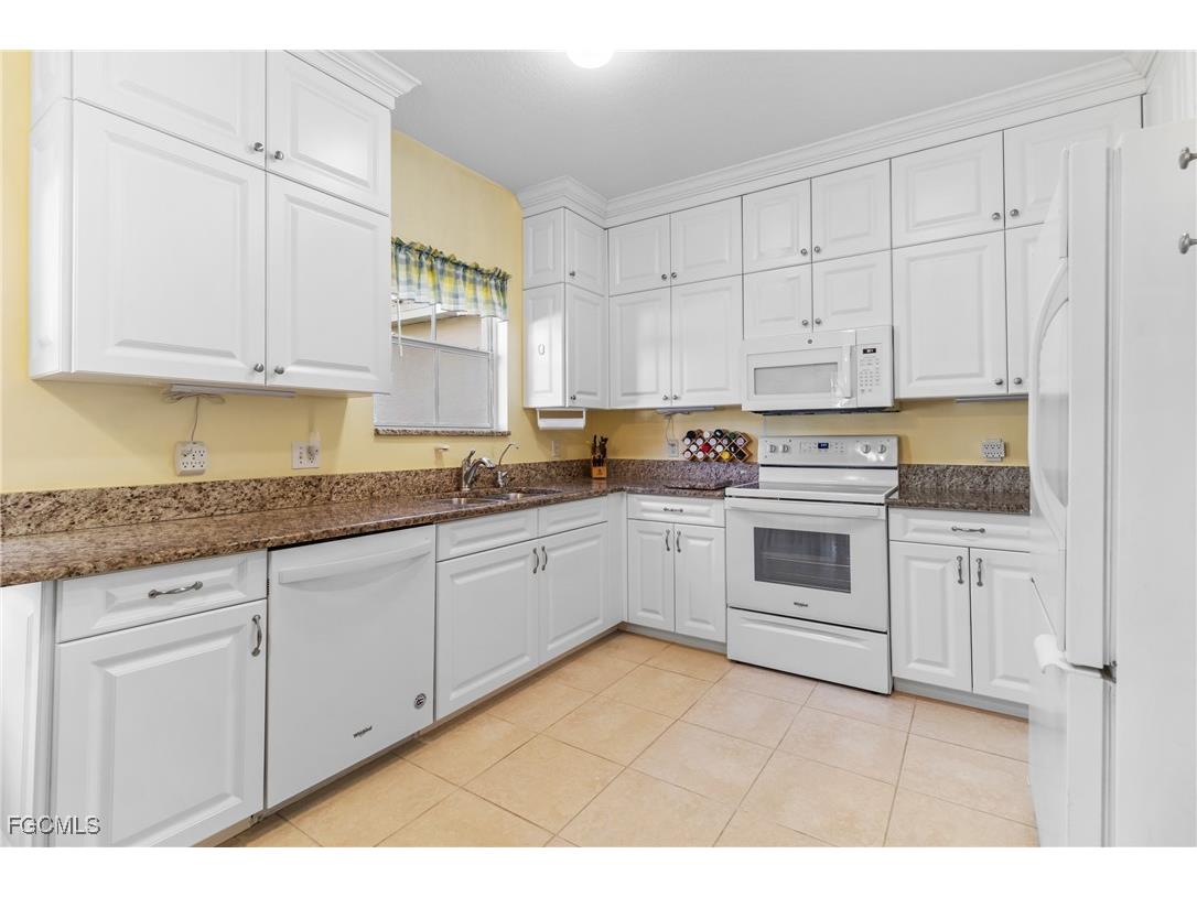 28060 Palmas Grandes Lane #202 Bonita Springs FL 34135 2025020813 image6