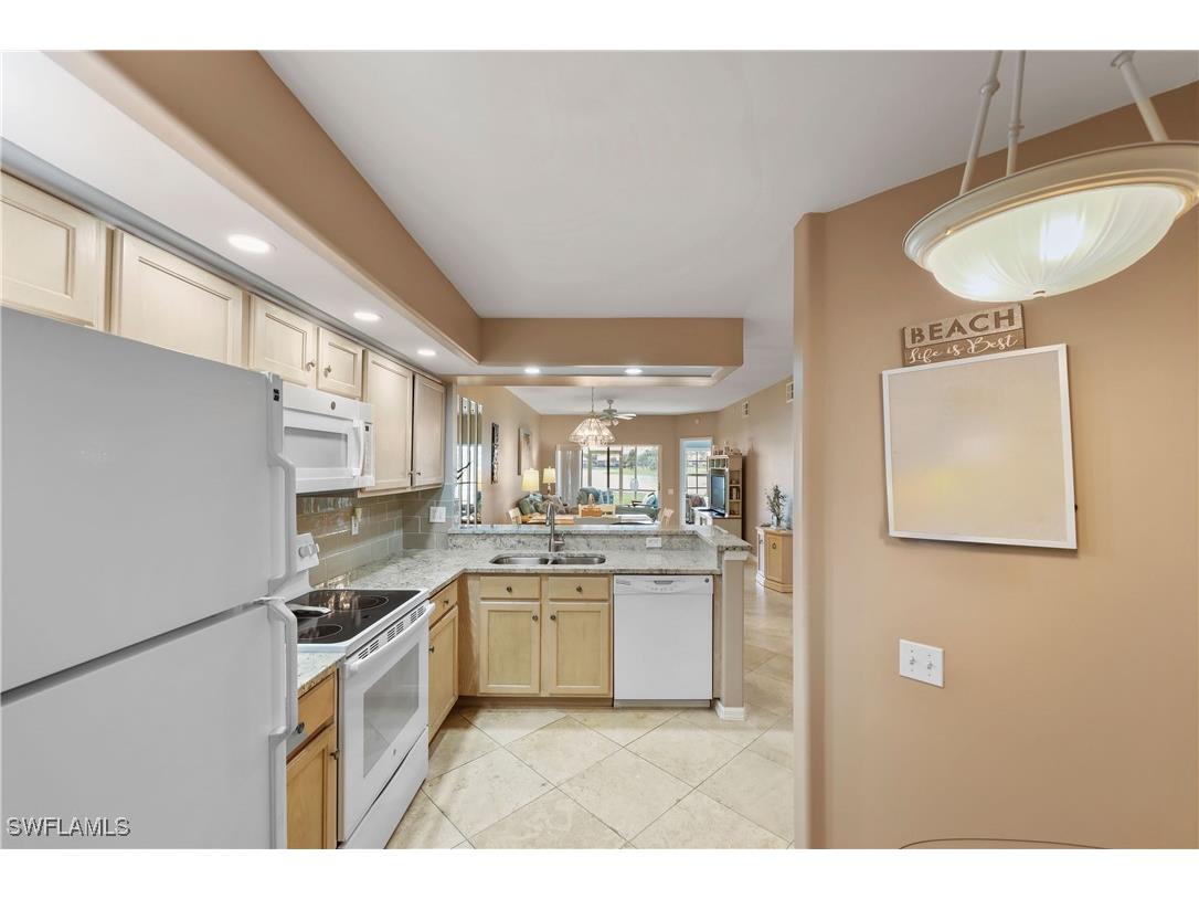 28064 Cavendish Court #2404 Bonita Springs FL 34135 226003447 image3