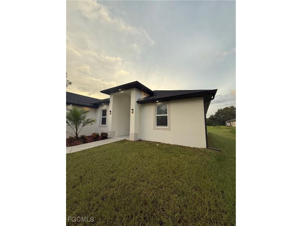 2807 40th St W Lehigh Acres FL 33971 2025009109 image4