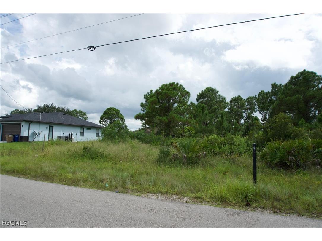 2807 42nd Street W Lehigh Acres FL 33971 2026008771 image3