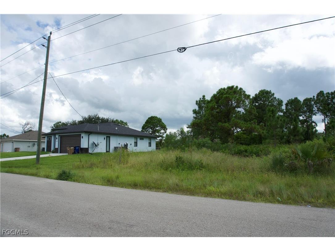 2807 42nd Street W Lehigh Acres FL 33971 2026008771 image4