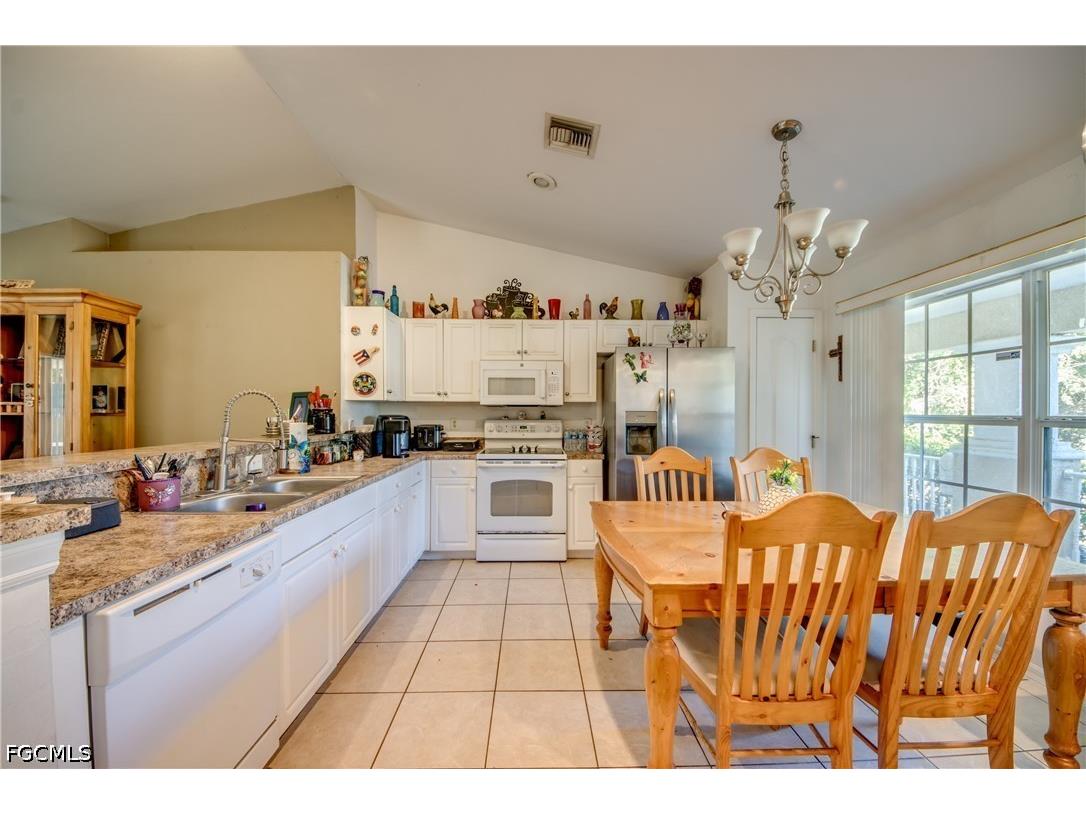 2807 51st Street W Lehigh Acres FL 33971 2026019468 image10