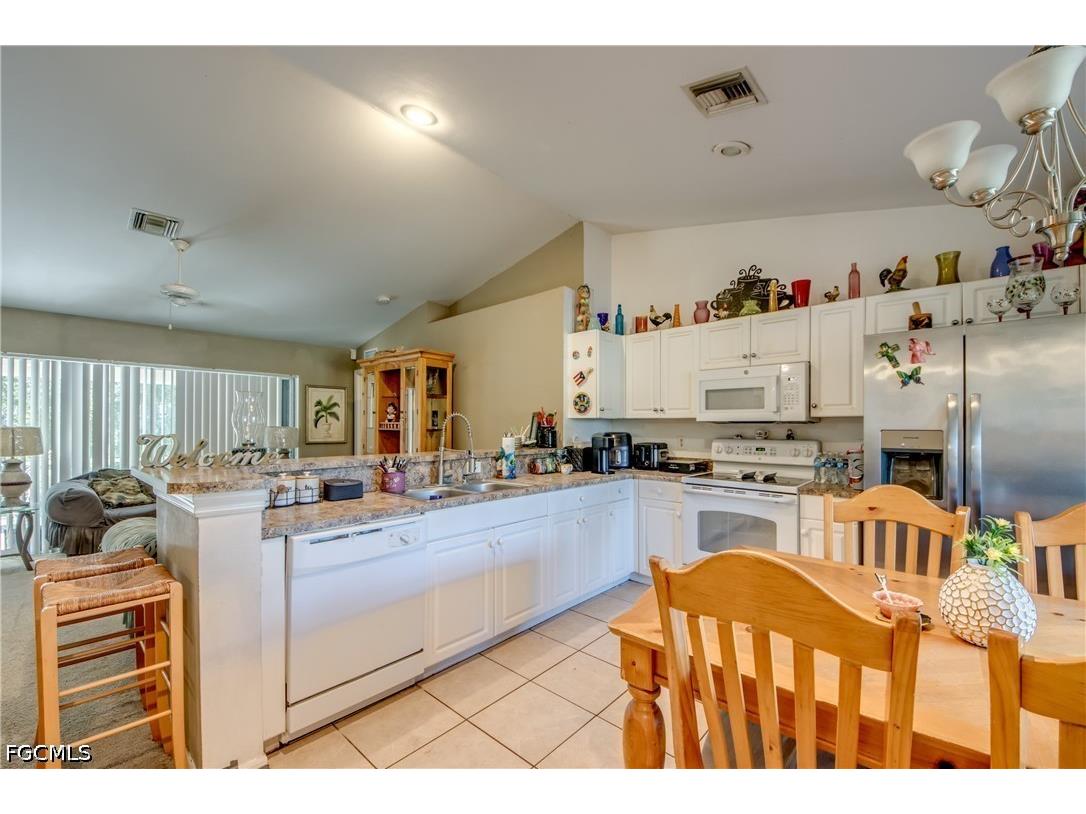 2807 51st Street W Lehigh Acres FL 33971 2026019468 image7
