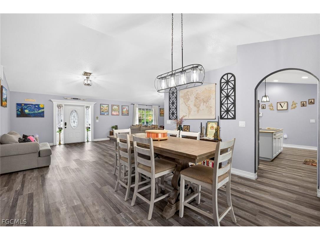 2807 52nd Street SW Lehigh Acres FL 33976 2026004014 image2