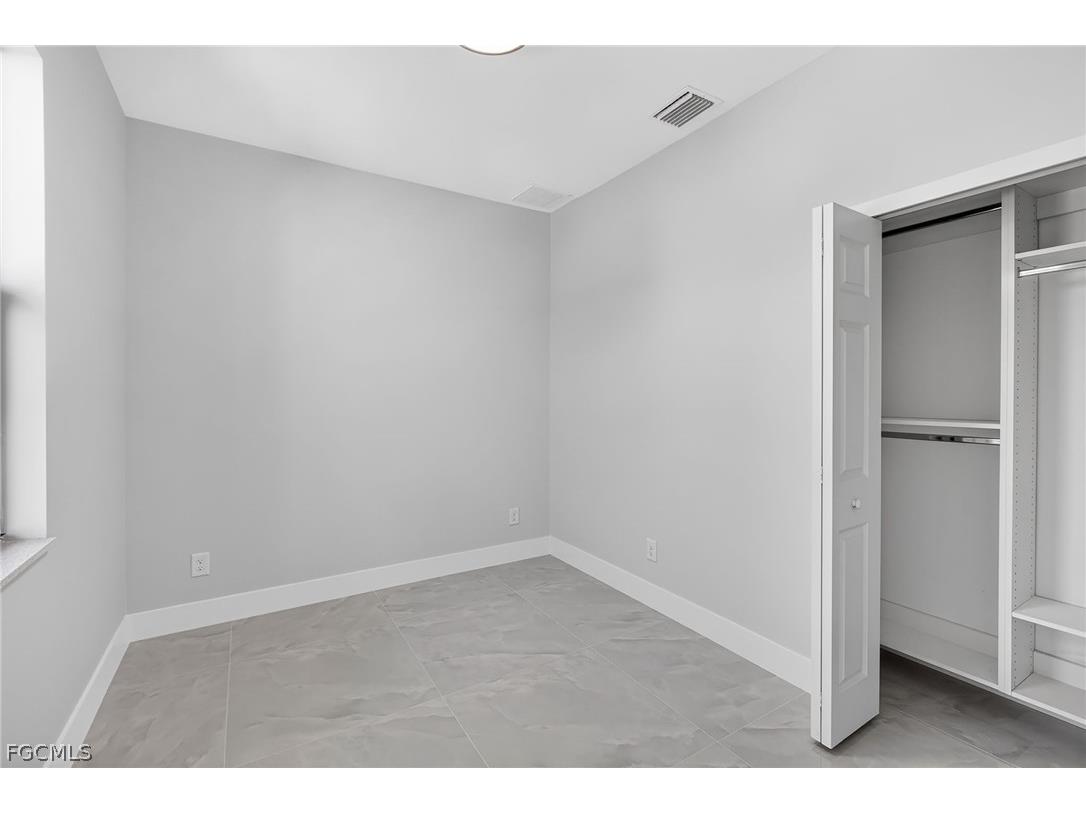 2807 74th Street W Lehigh Acres FL 33971 2026006047 image23
