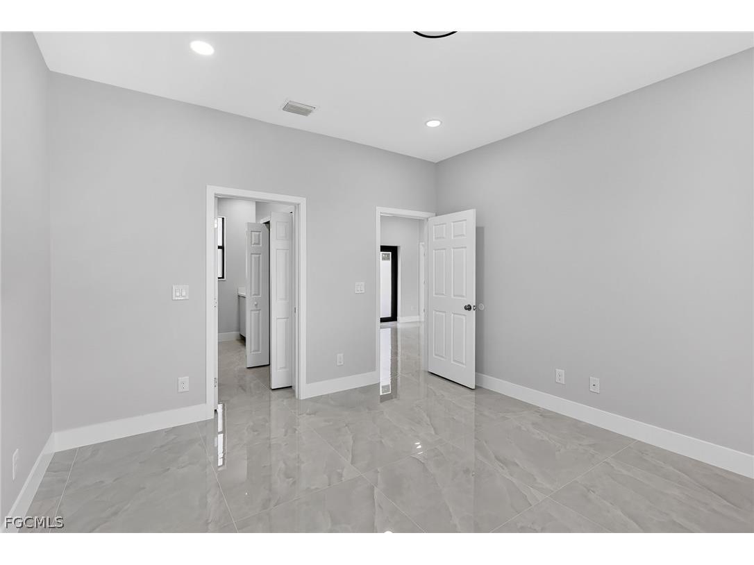 2807 74th Street W Lehigh Acres FL 33971 2026006047 image26
