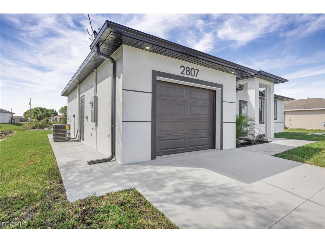 2807 74th Street W Lehigh Acres FL 33971 2026006047 image35
