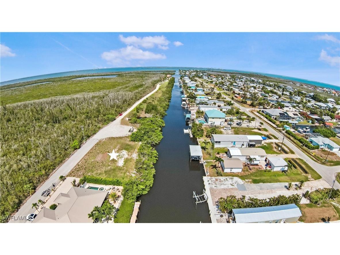 2807 Cussell Drive Saint James City FL 33956 225051650 image1