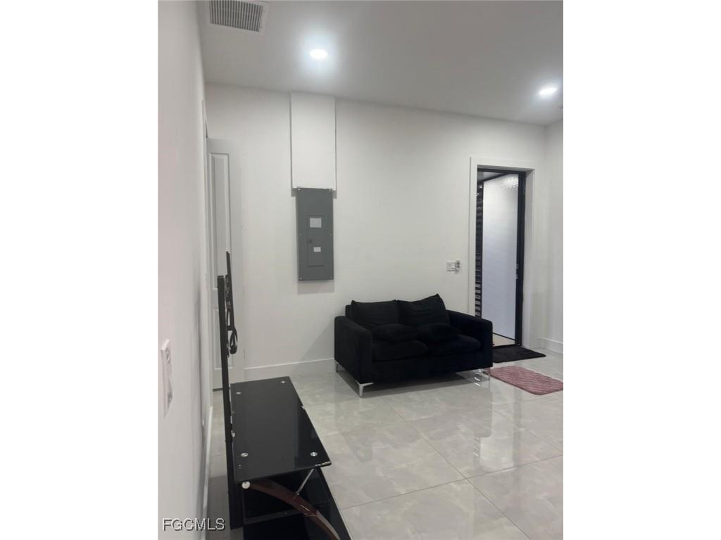 2807 Leeland Heights Boulevard E Lehigh Acres FL 33936 2026001403 image4