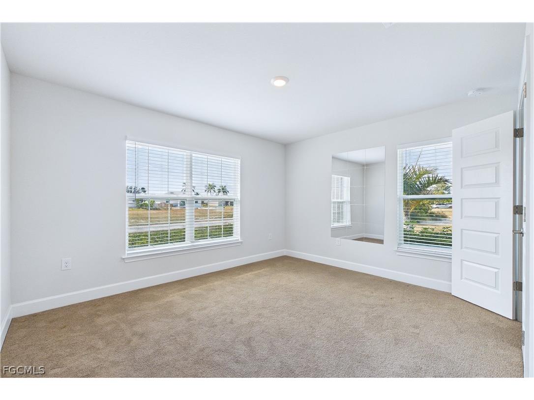 2807 NW 5th Street Cape Coral FL 33993 2026007734 image15