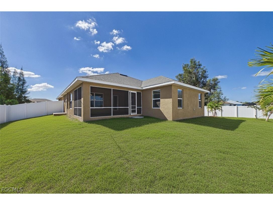 2807 NW 5th Street Cape Coral FL 33993 2026007734 image3