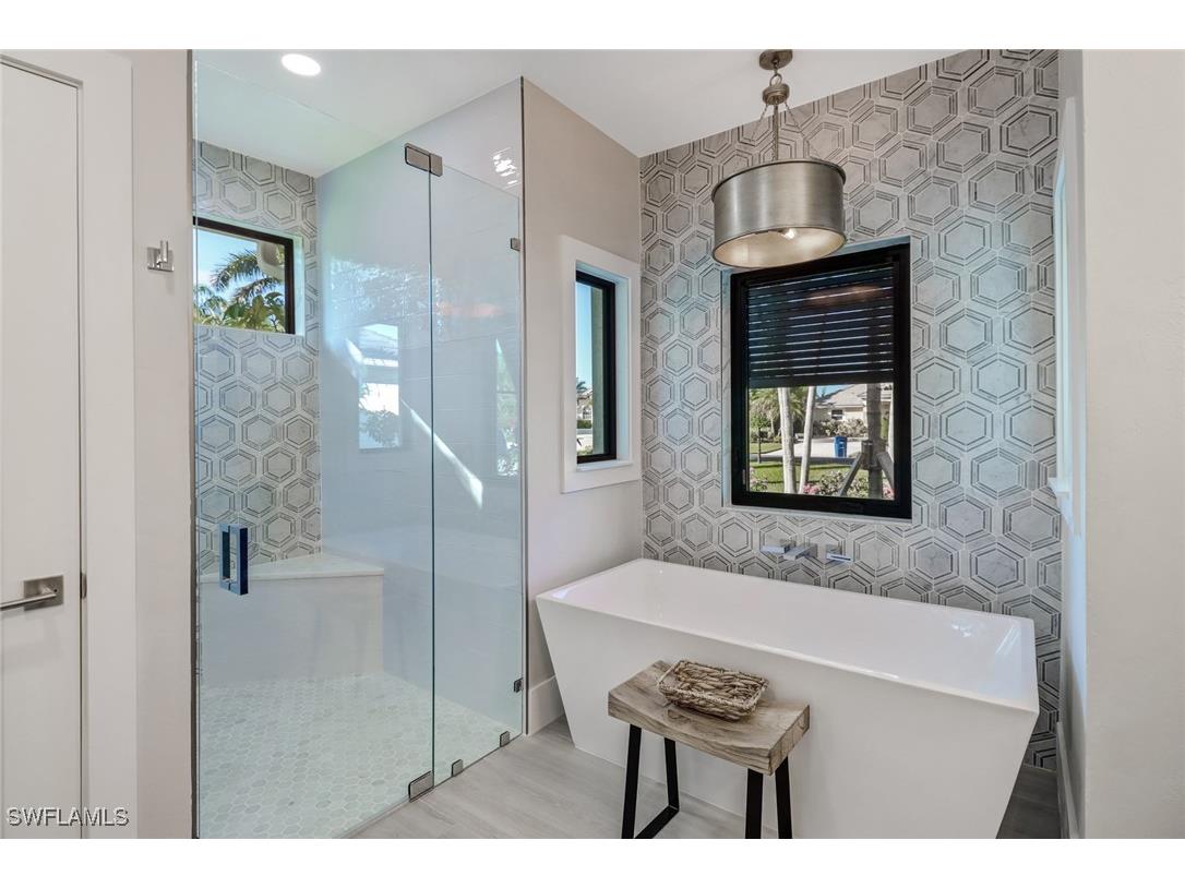 28070 Winthrop Circle Bonita Springs FL 34134 225077462 image16