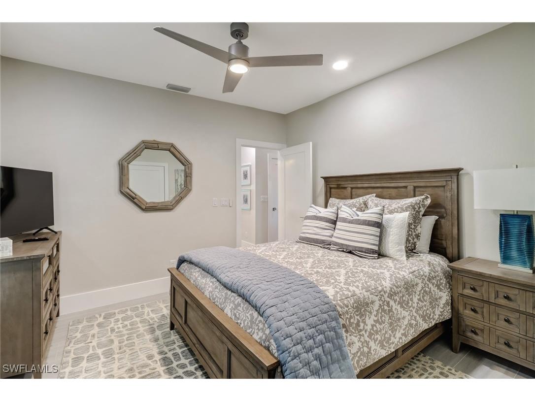 28070 Winthrop Circle Bonita Springs FL 34134 225077462 image18