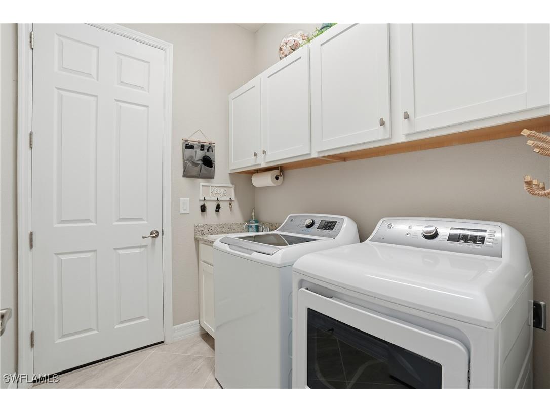 28071 Foxrock Court Bonita Springs FL 34135 225082915 image32